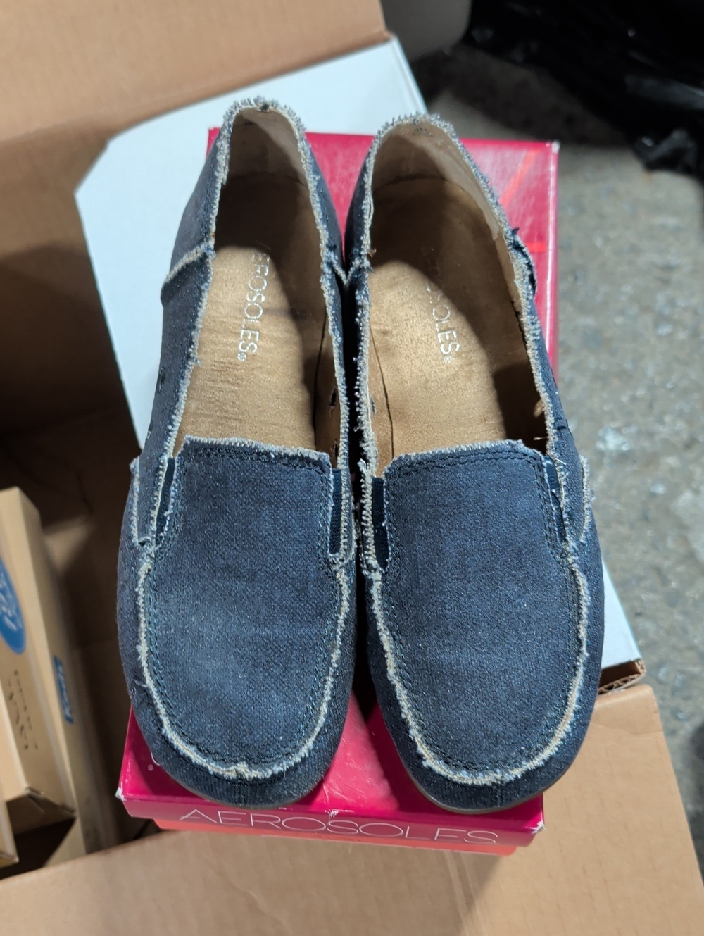 AEROSOLES Women's So Soft Frayed Edge Denim Loafers